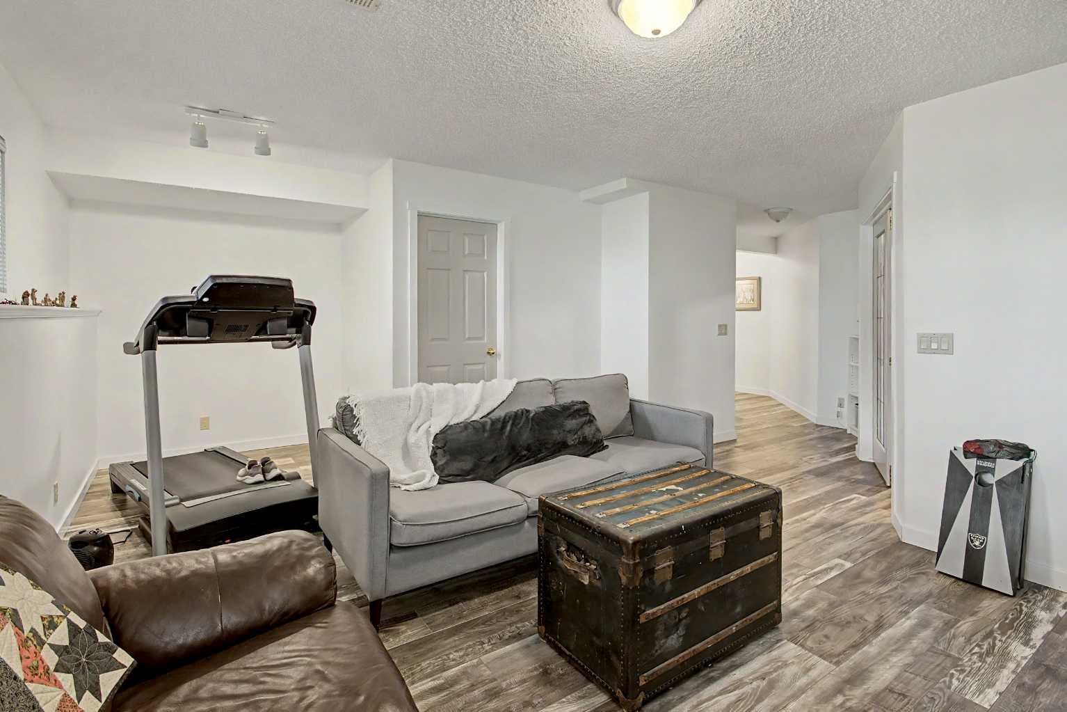 54 Edendale Crescent SE