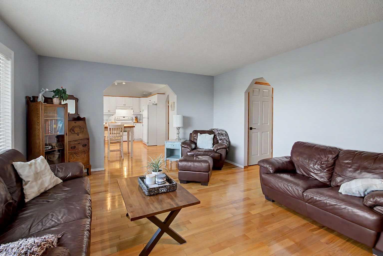 54 Edendale Crescent SE