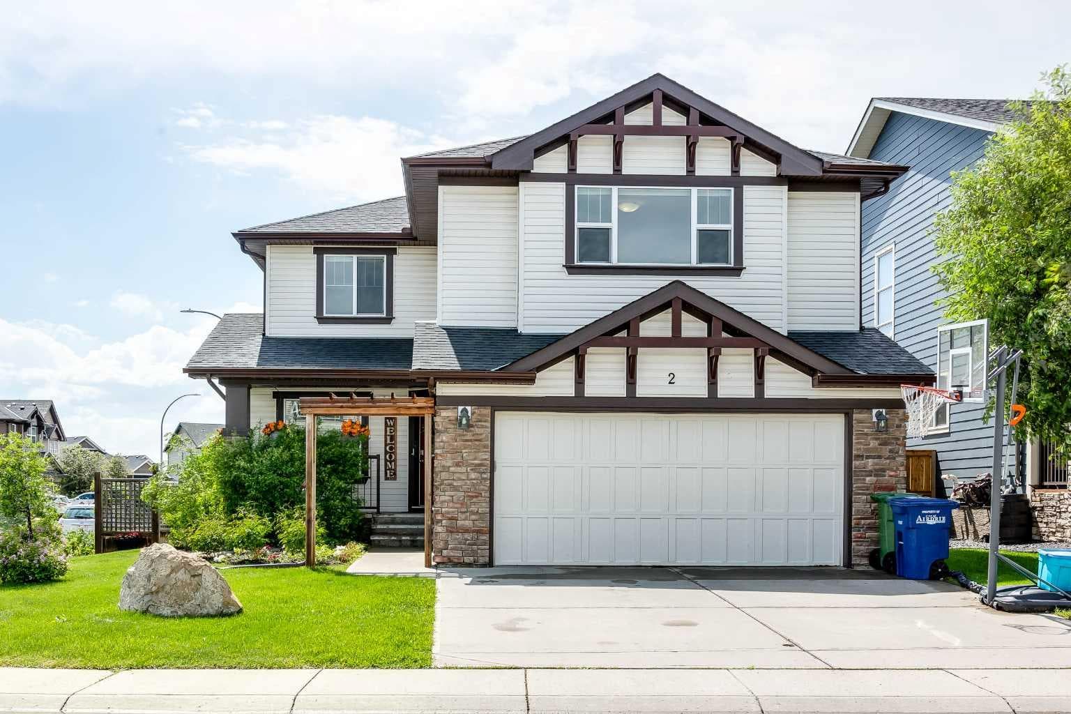 2 Kingston View SE