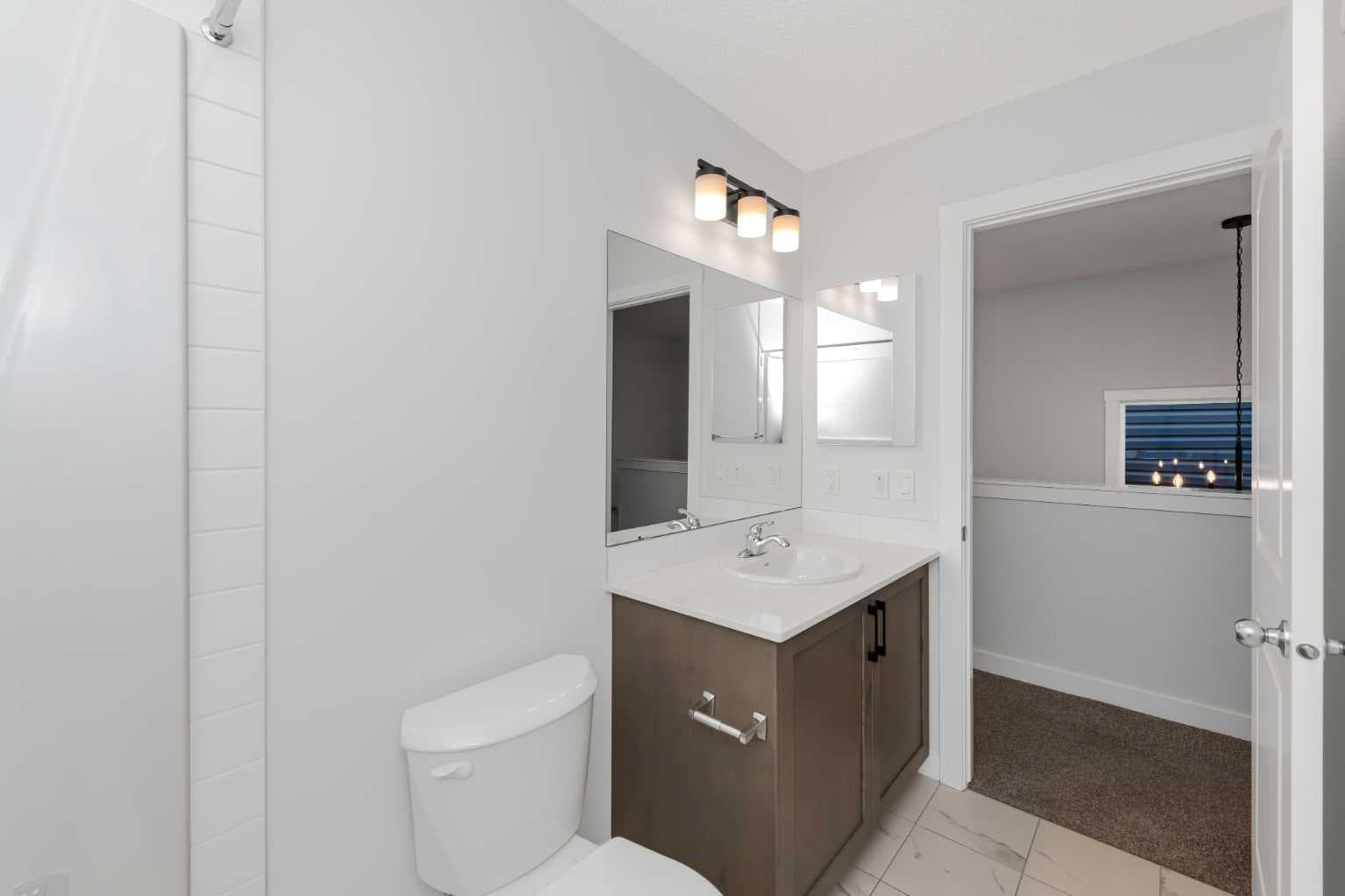 206 Legacy Glen Court SE
