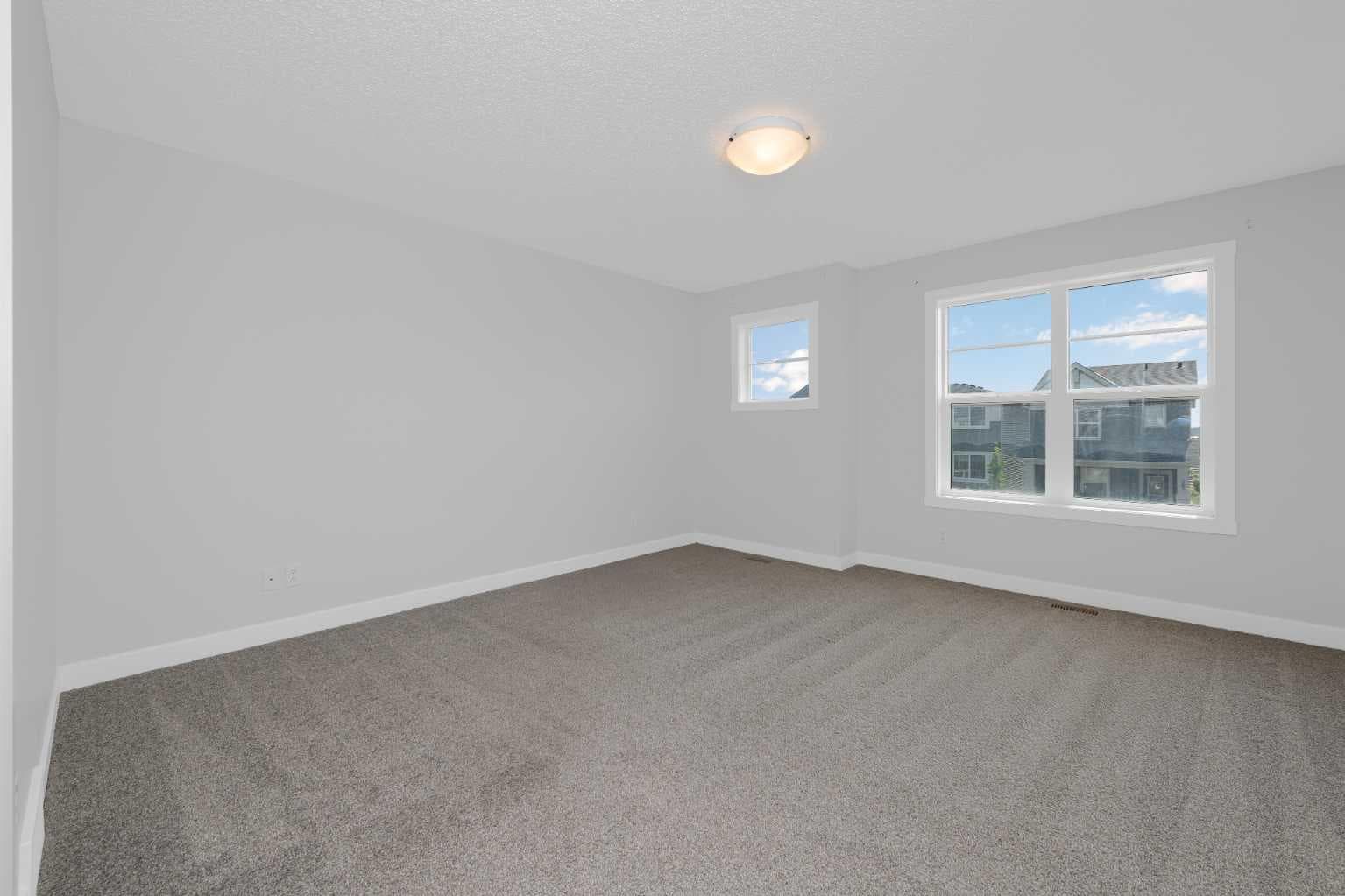 206 Legacy Glen Court SE