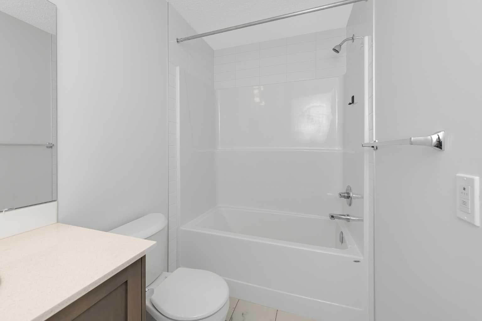 206 Legacy Glen Court SE