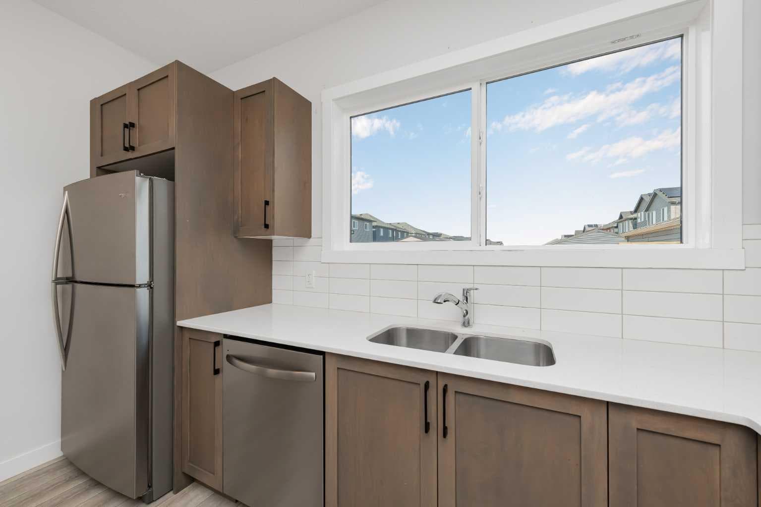 206 Legacy Glen Court SE