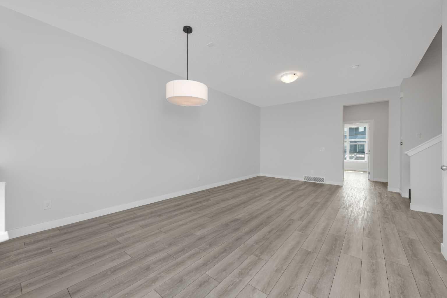 206 Legacy Glen Court SE
