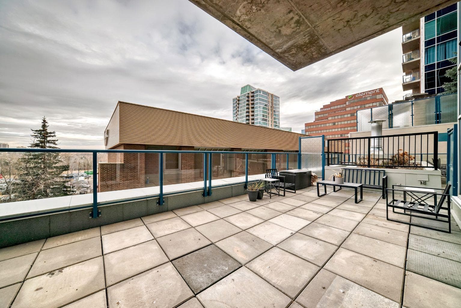 503, 922 5 Avenue SW