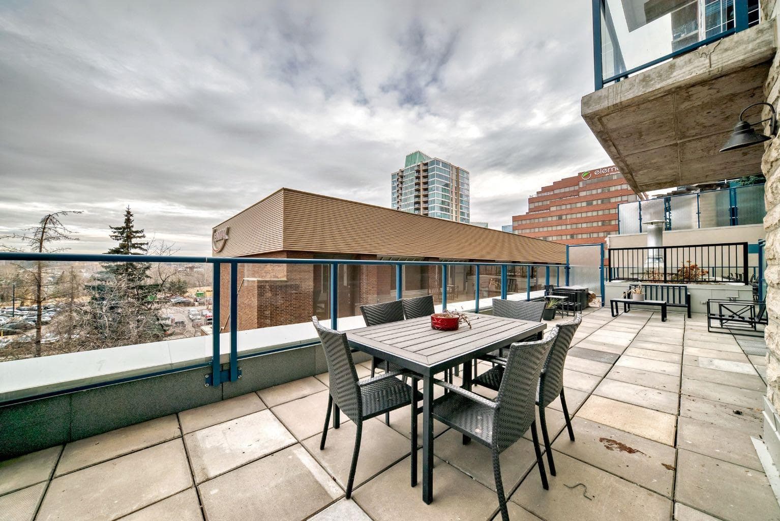 503, 922 5 Avenue SW