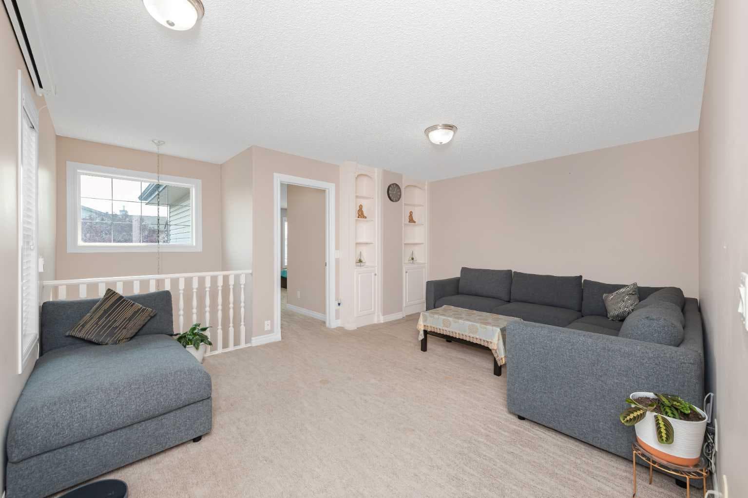 135 Kincora Drive NW
