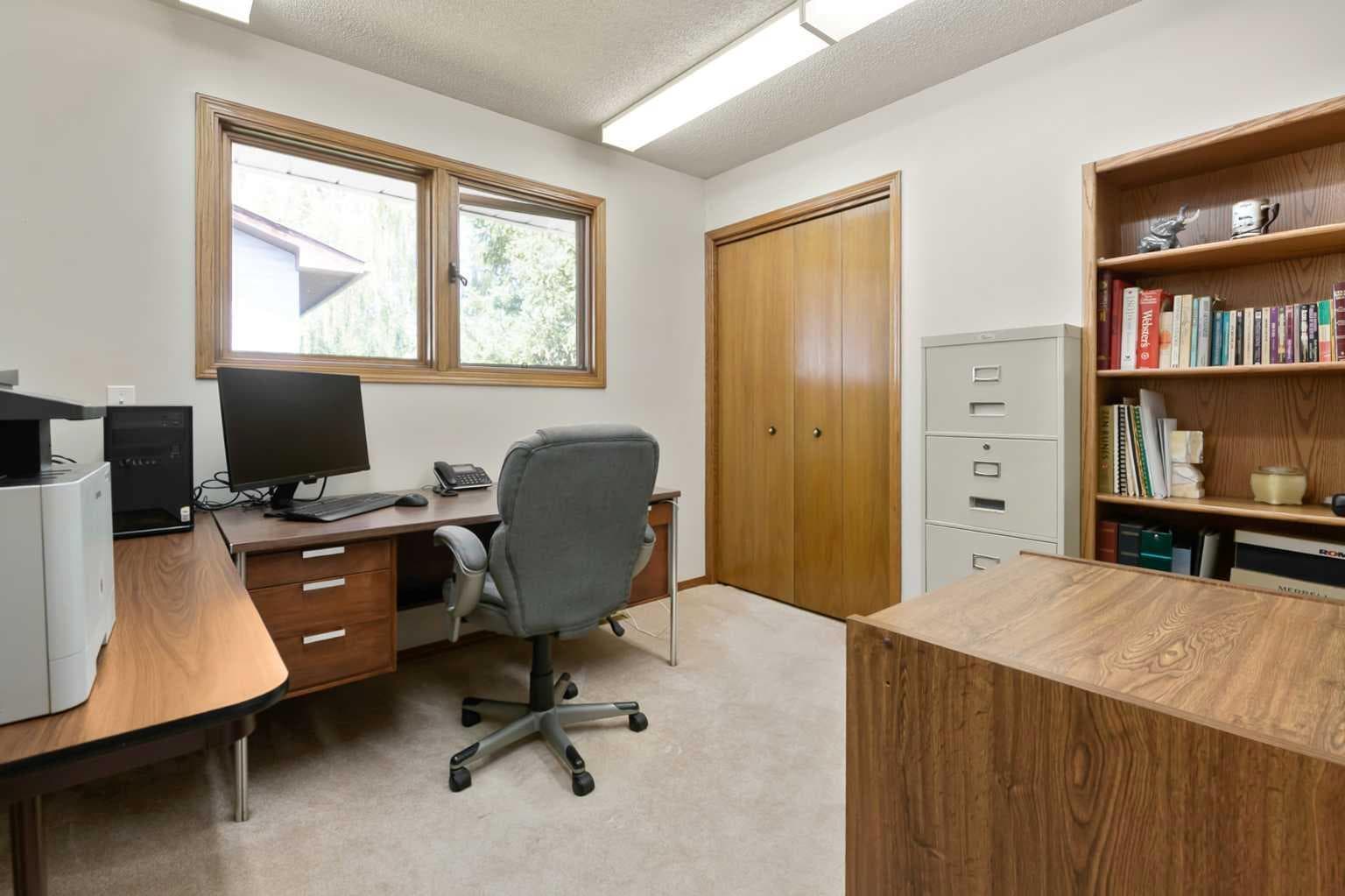 308 Canniff Place SW
