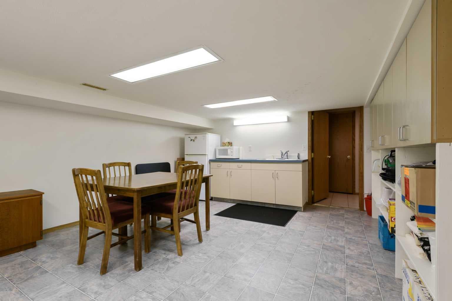 308 Canniff Place SW