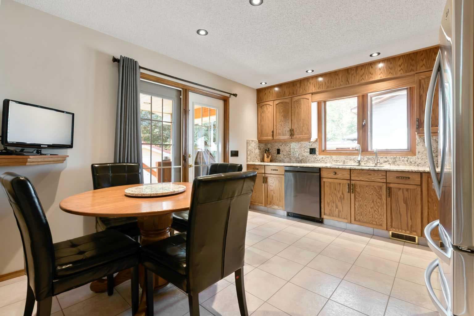 308 Canniff Place SW