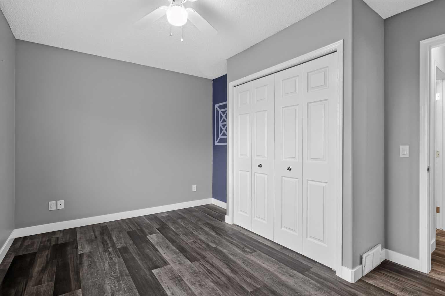 270092 Glenmore Trail 
