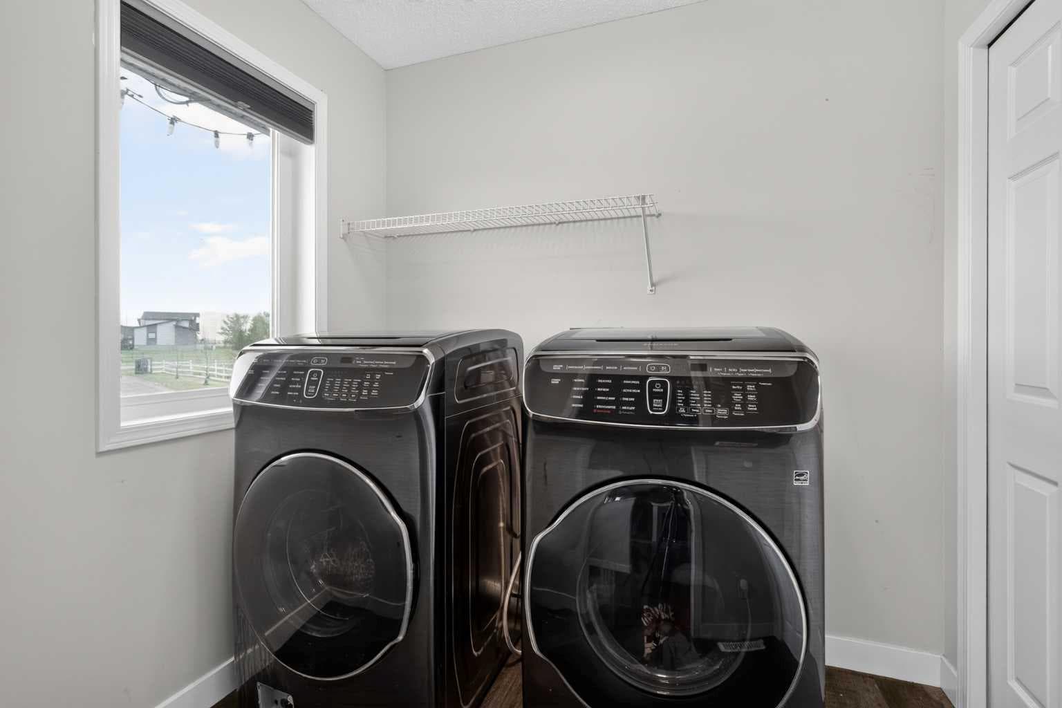 270092 Glenmore Trail 