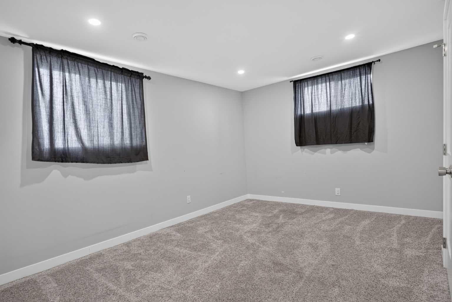270092 Glenmore Trail 