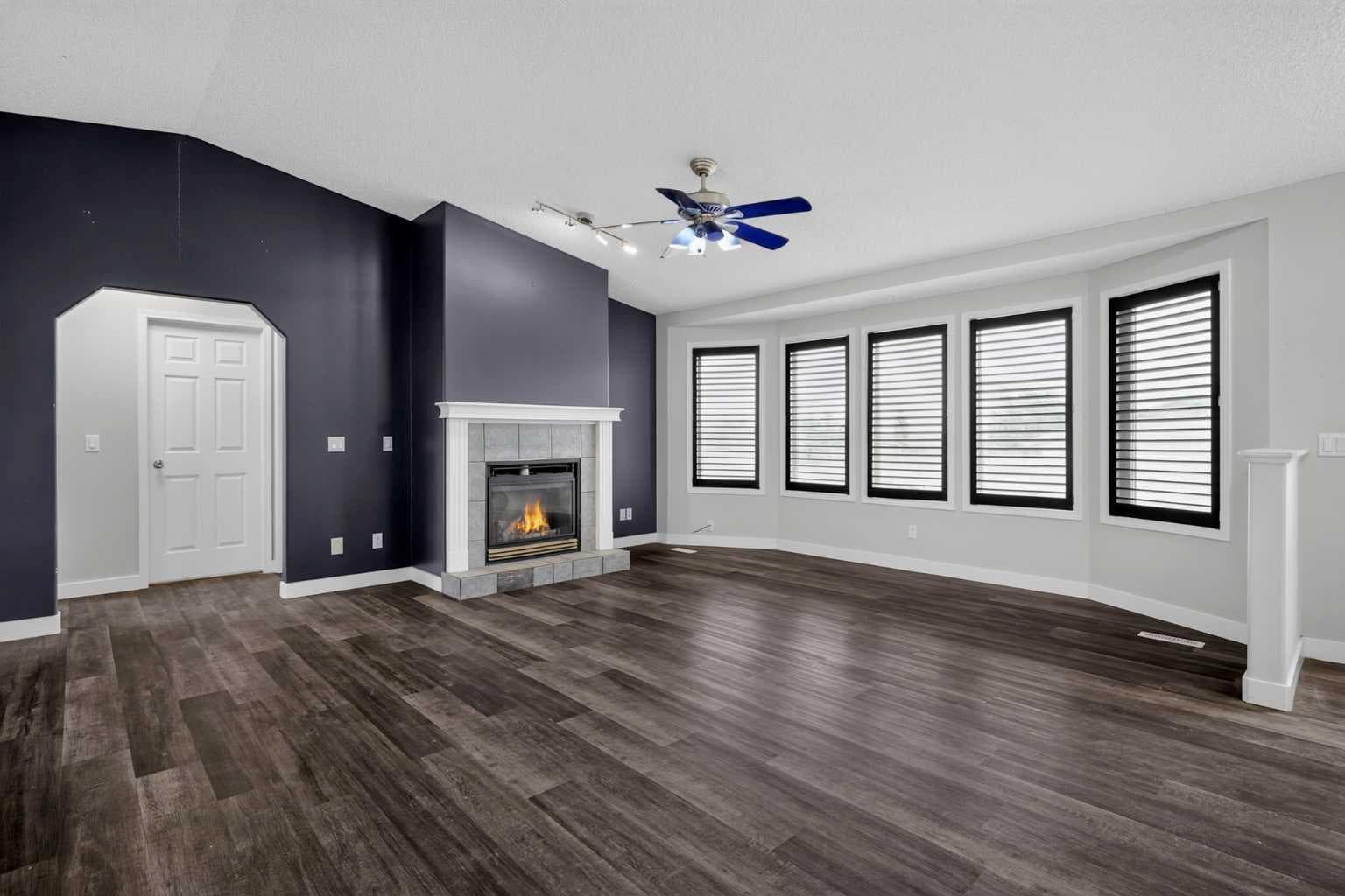 270092 Glenmore Trail 
