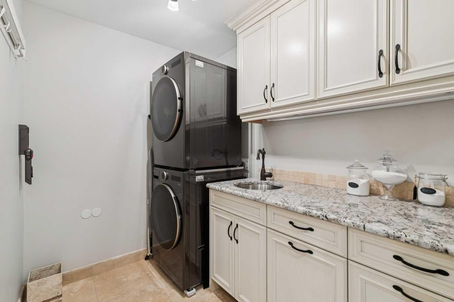 4183 Edgevalley Landing NW
