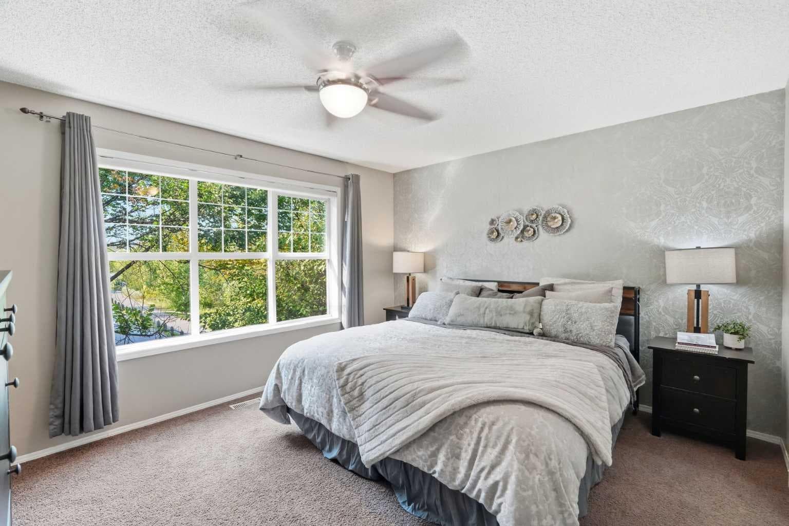 249 Inverness Park SE