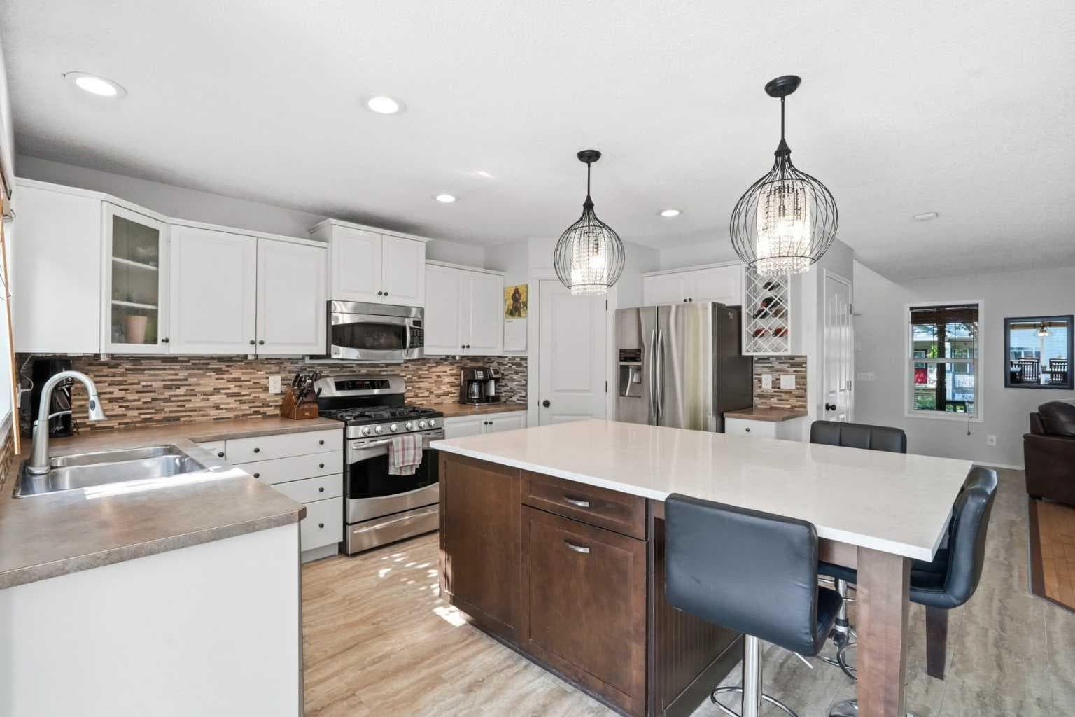 249 Inverness Park SE
