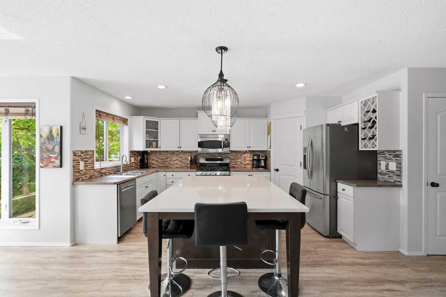 249 Inverness Park SE