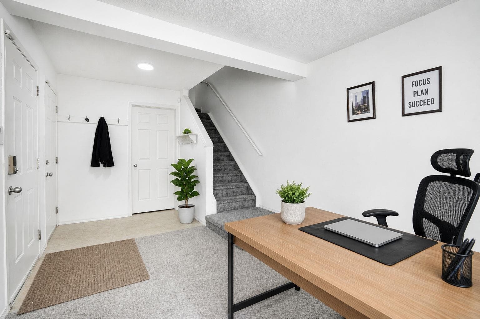 28, 200 Hidden Hills Terrace NW