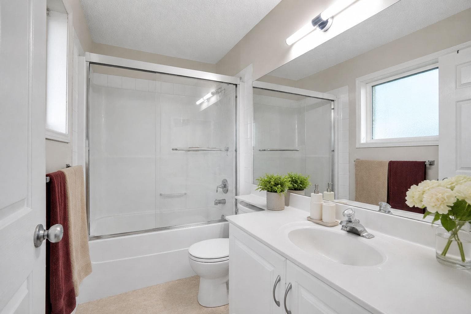 28, 200 Hidden Hills Terrace NW