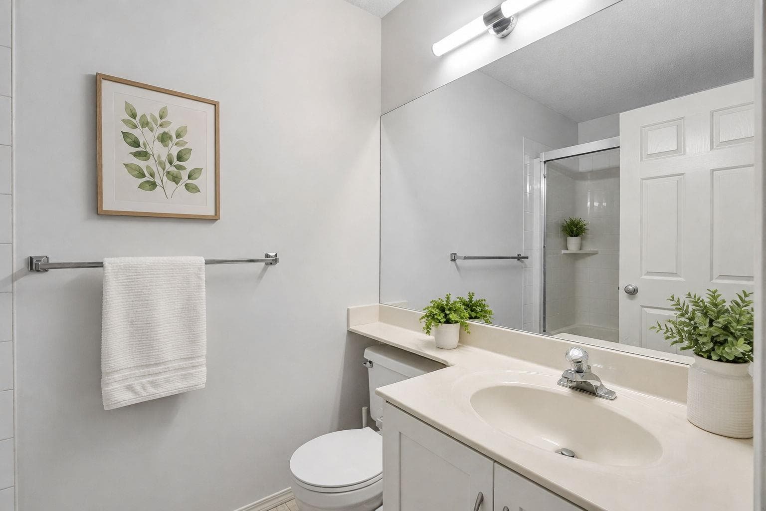 28, 200 Hidden Hills Terrace NW