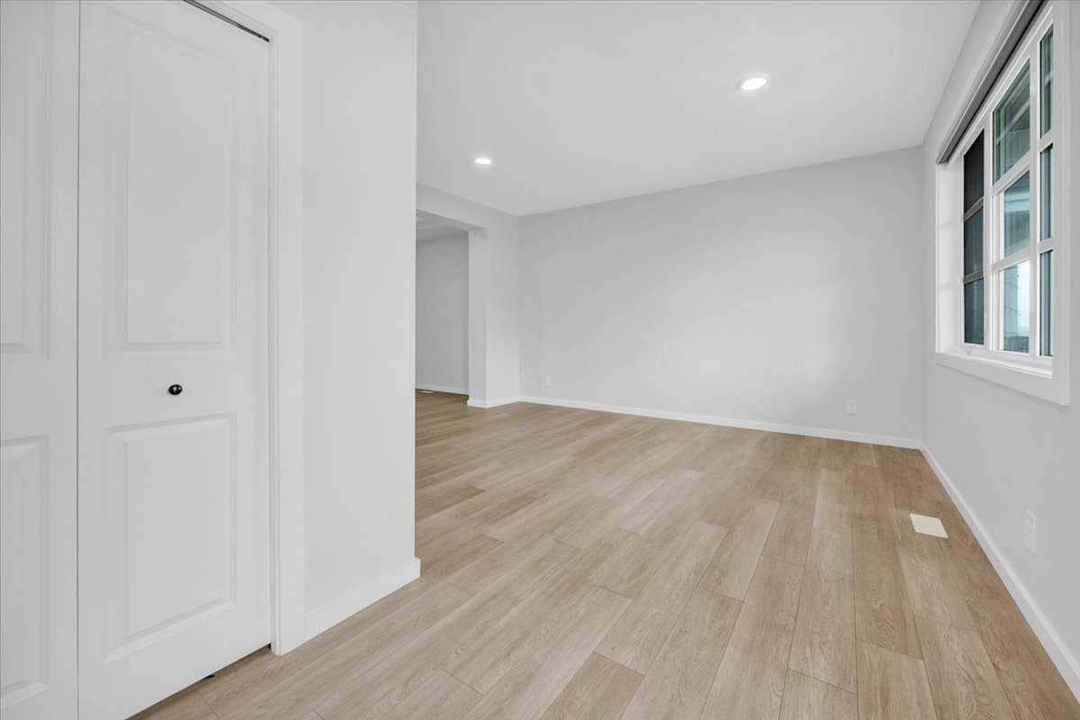 112 Langwell Common SE