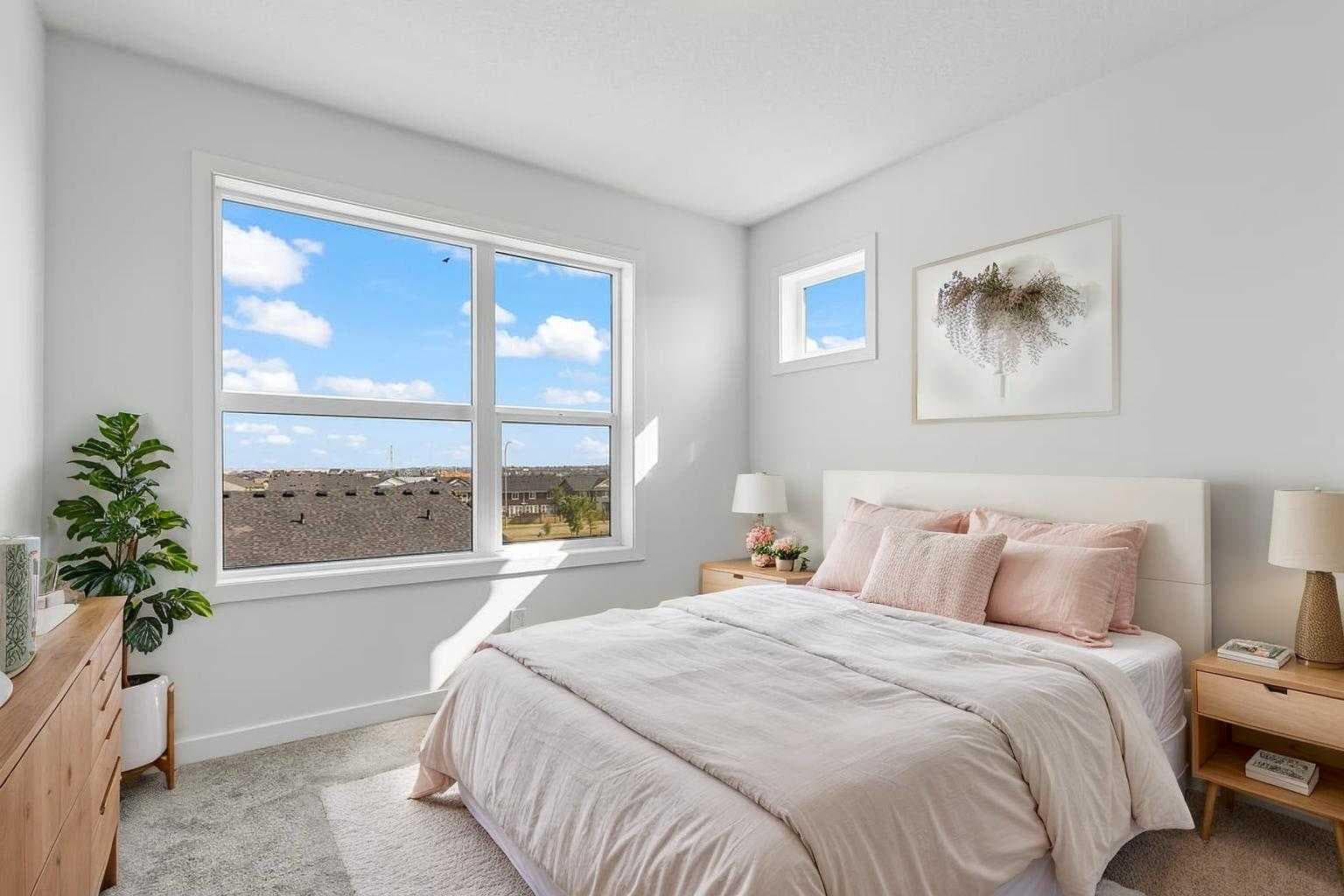30 Evanscrest Manor NW