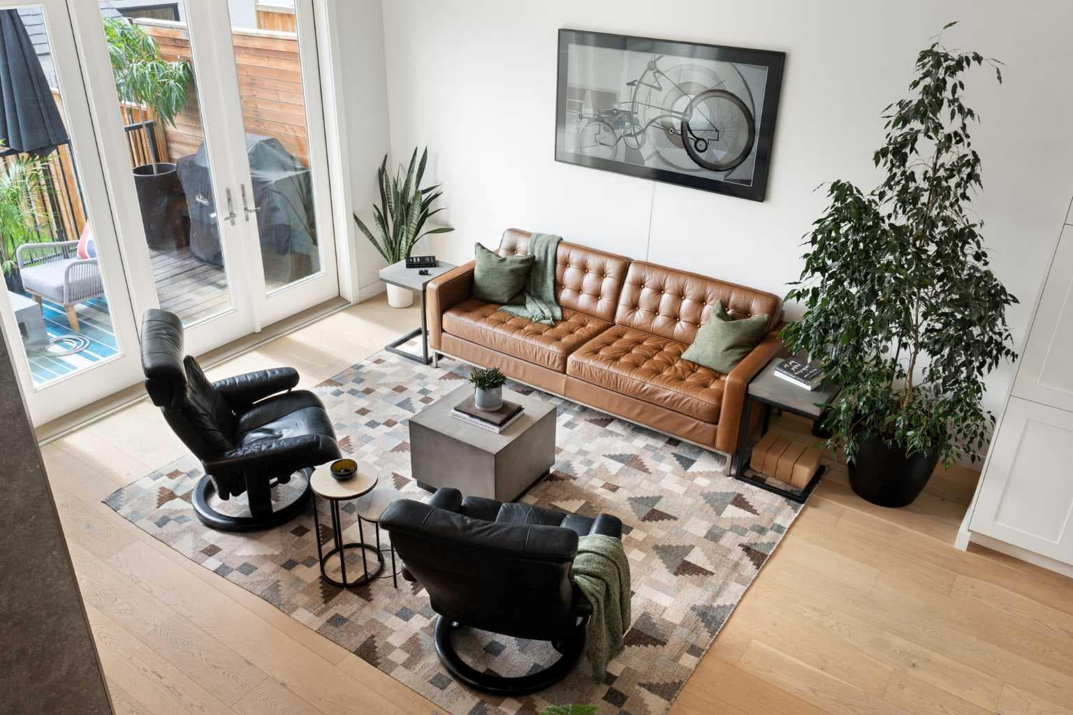 1141 Renfrew Drive NE