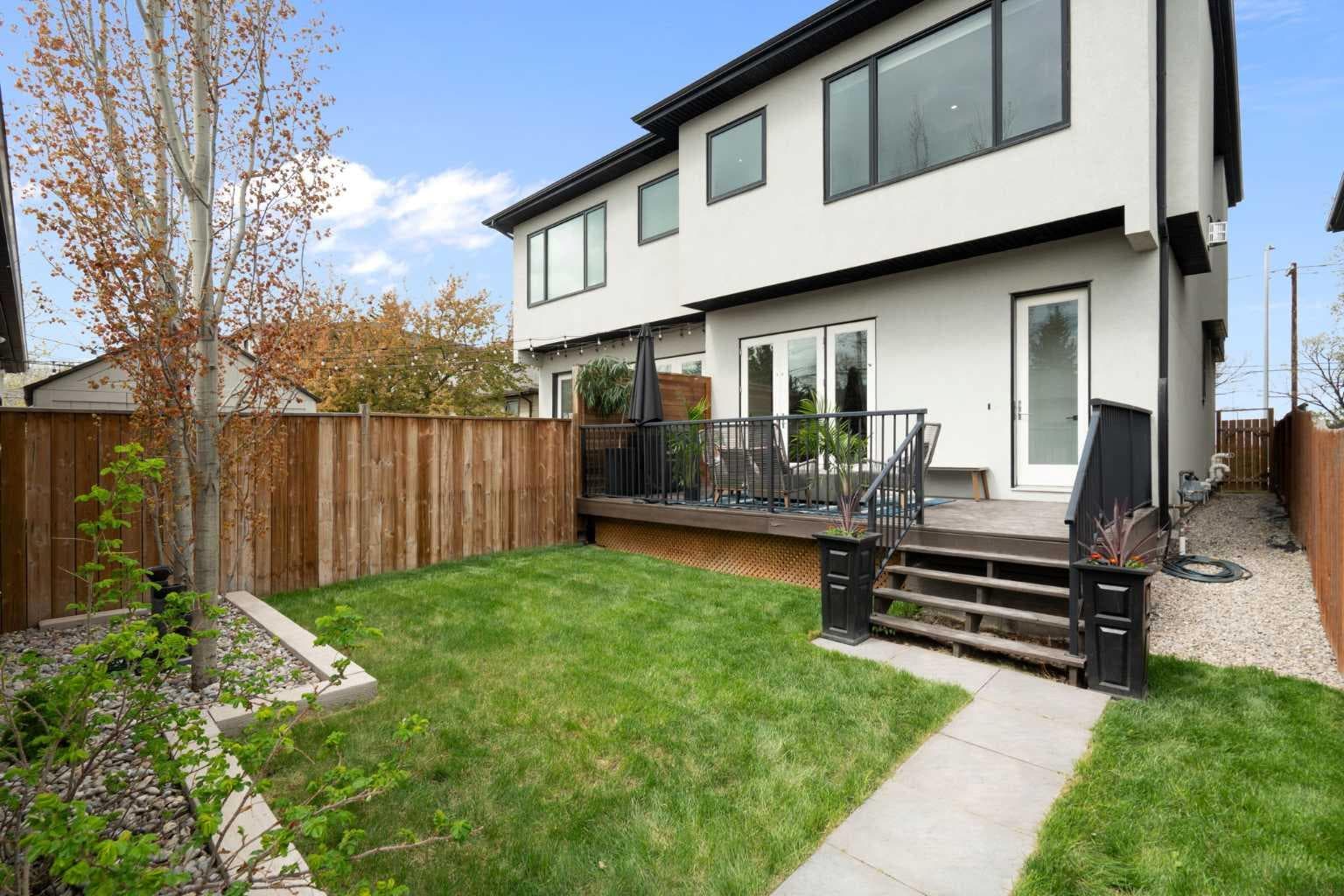 1141 Renfrew Drive NE