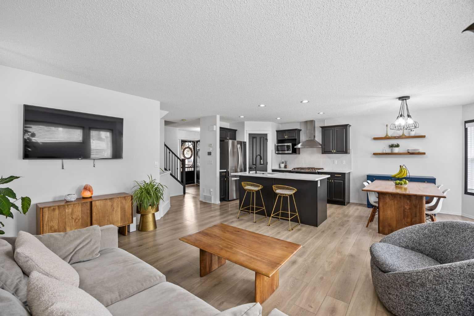 164 Silverado Range Close SW