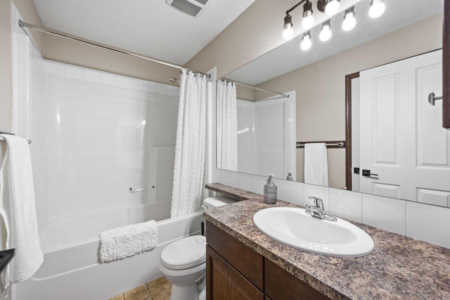 164 Silverado Range Close SW