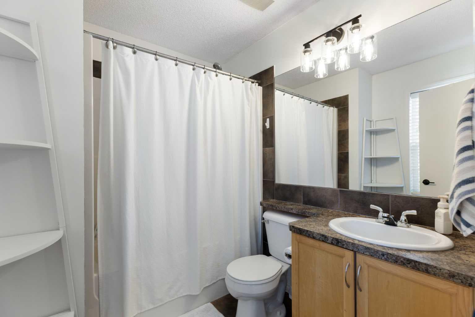 17 Auburn Bay View SE