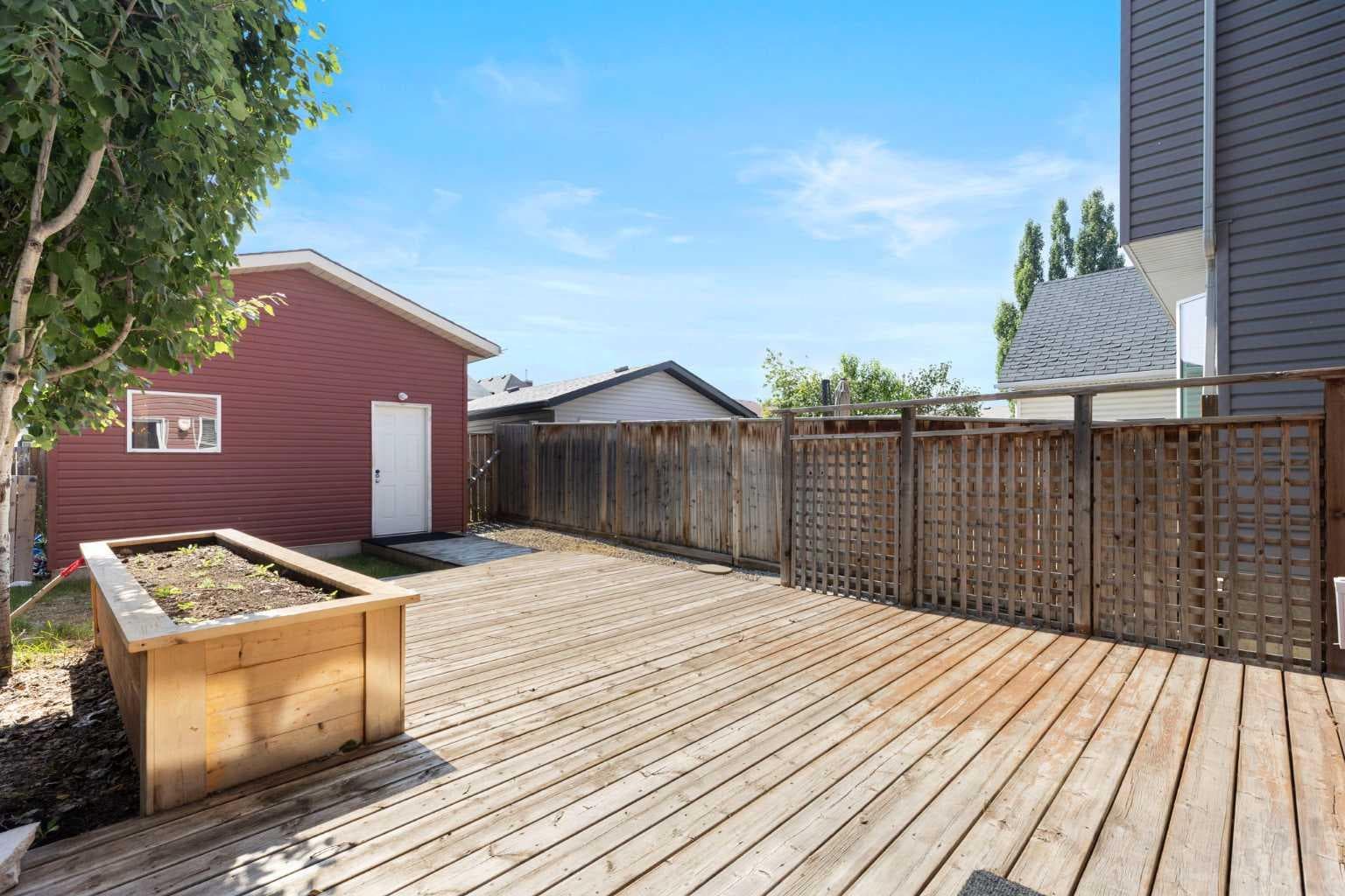 17 Auburn Bay View SE
