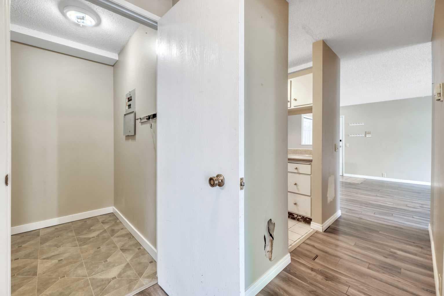 111, 10120 Brookpark Boulevard SW