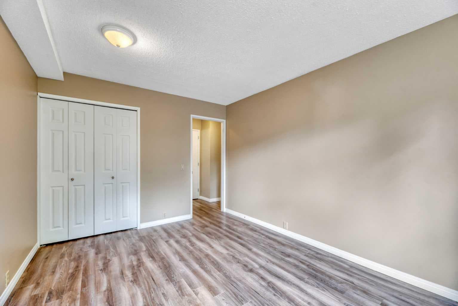 111, 10120 Brookpark Boulevard SW
