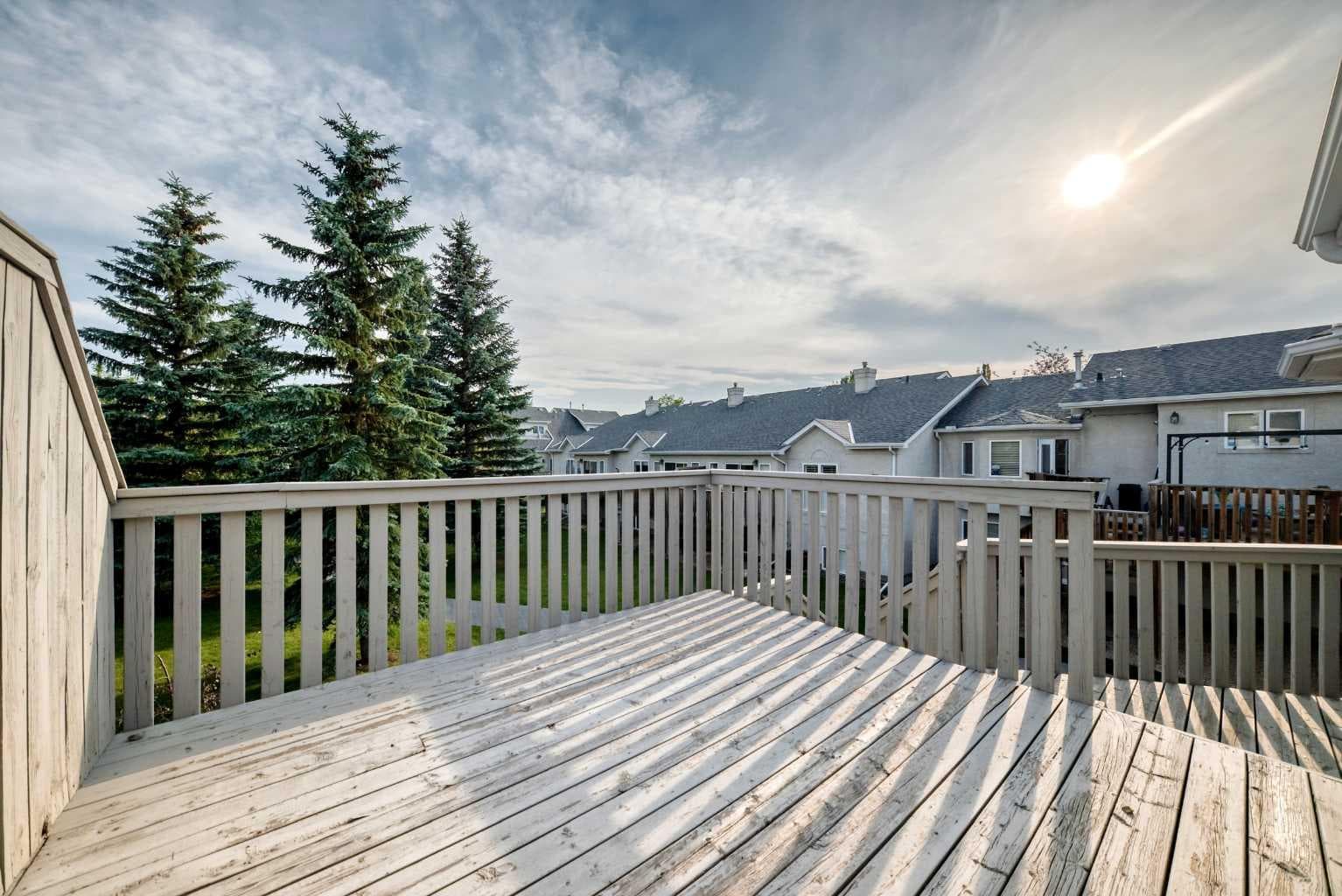 23 Sunlake Gardens SE