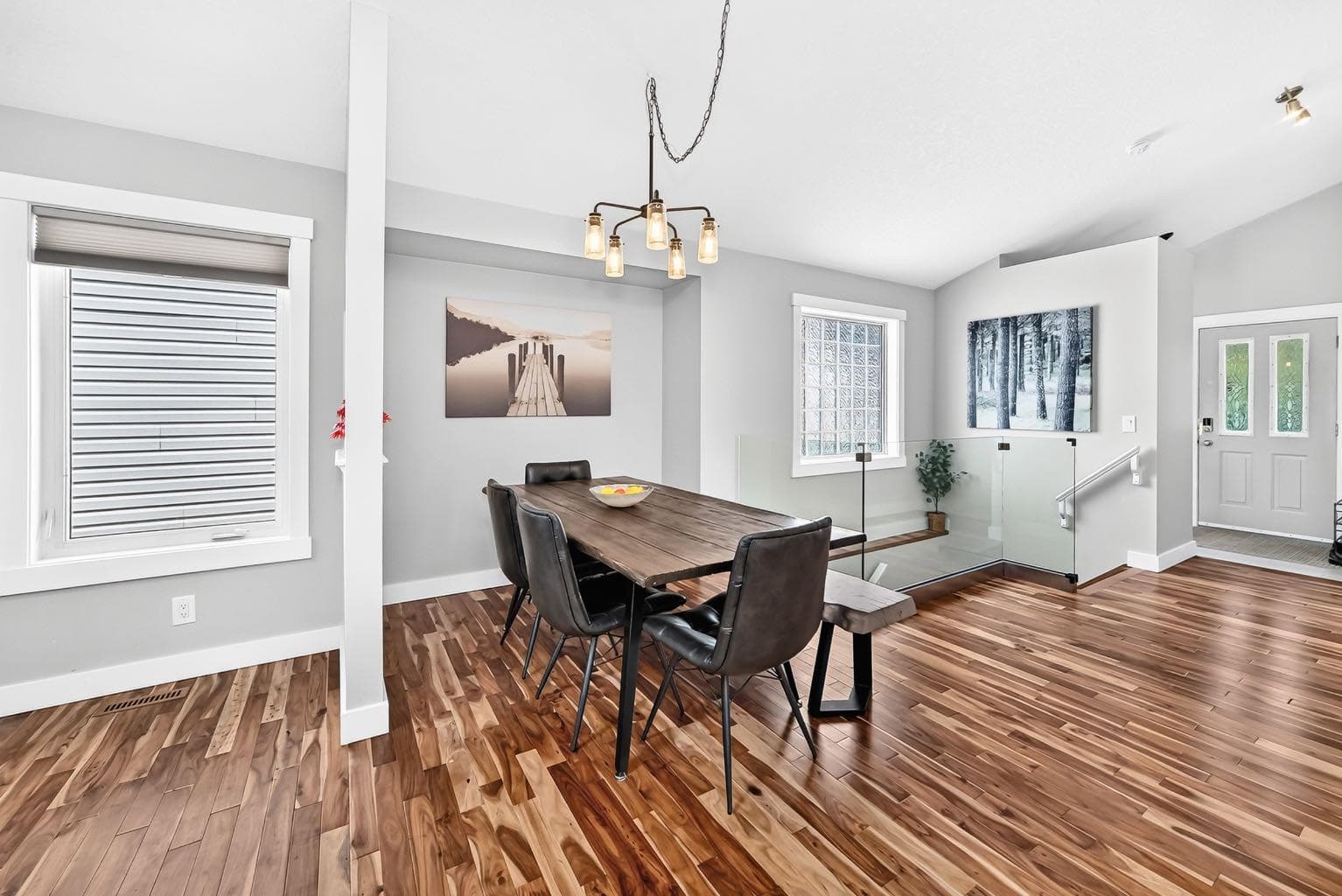 13 Cresthaven Way SW