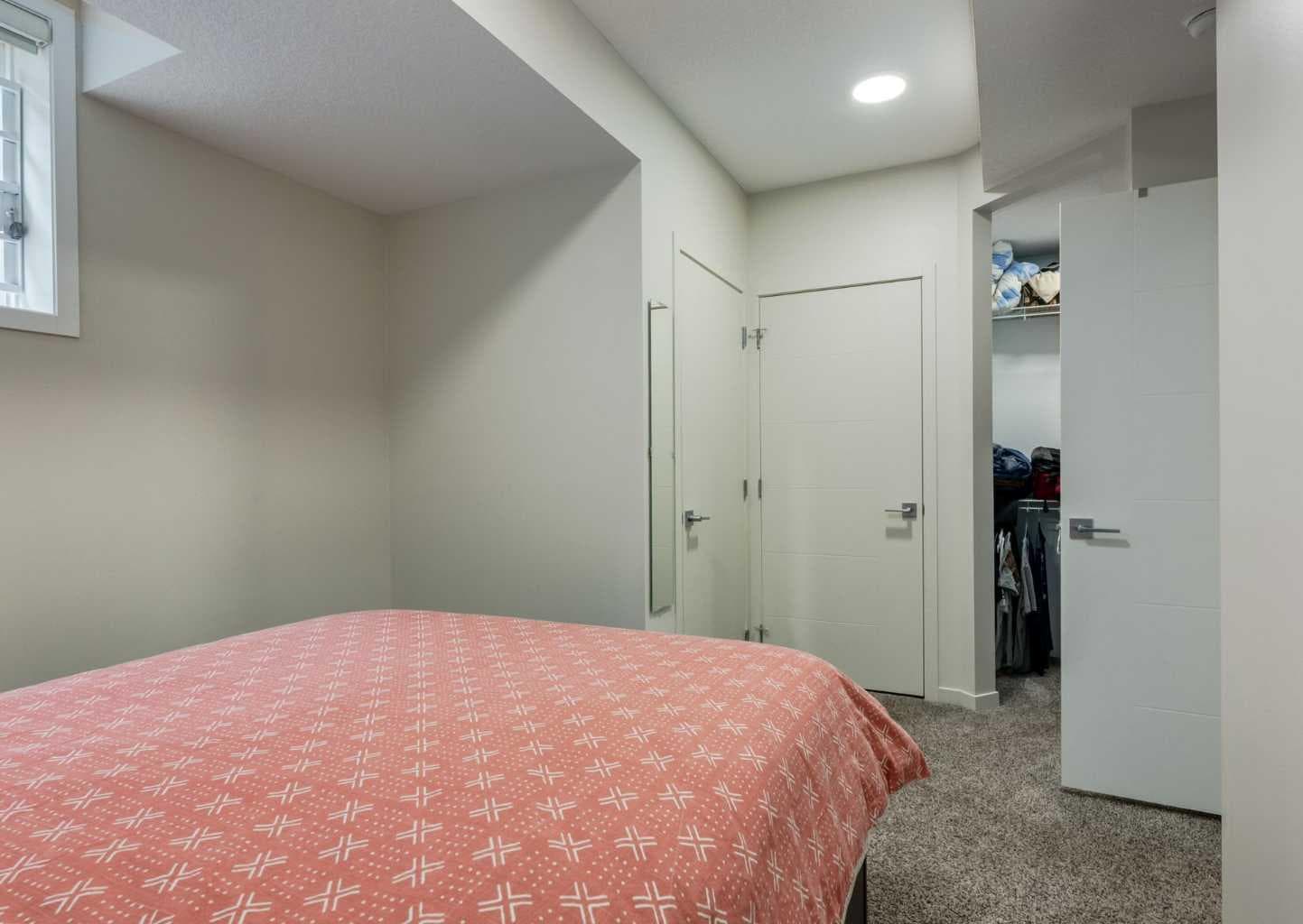 71 Seton Gardens SE