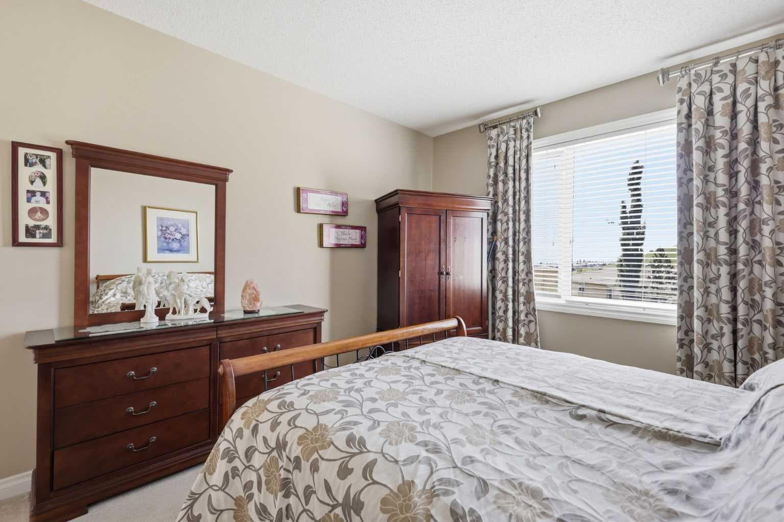 112, 1000 Glenhaven Way 
