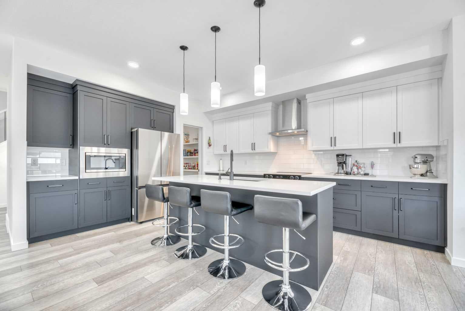 47 Legacy Glen Heights SE