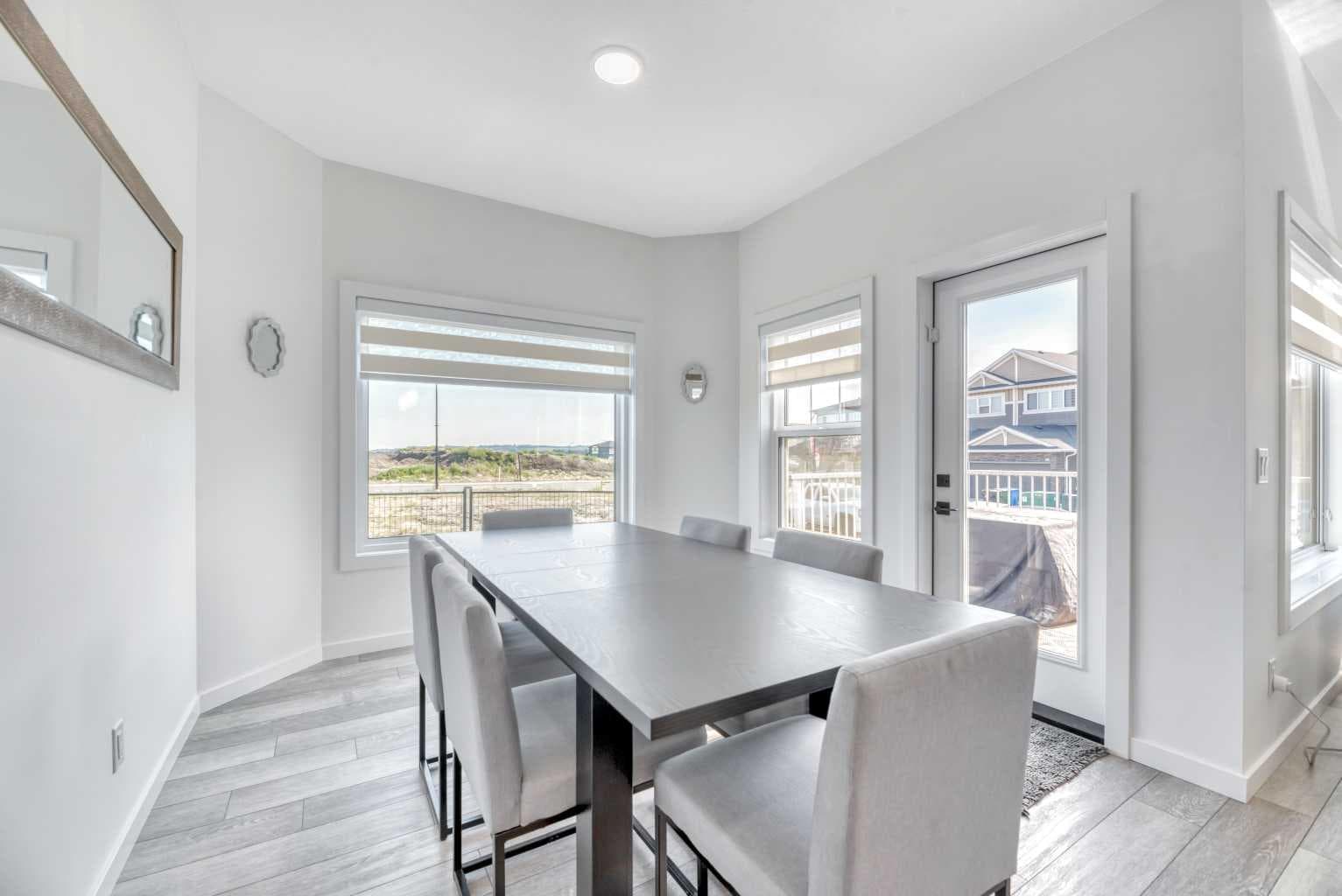 47 Legacy Glen Heights SE