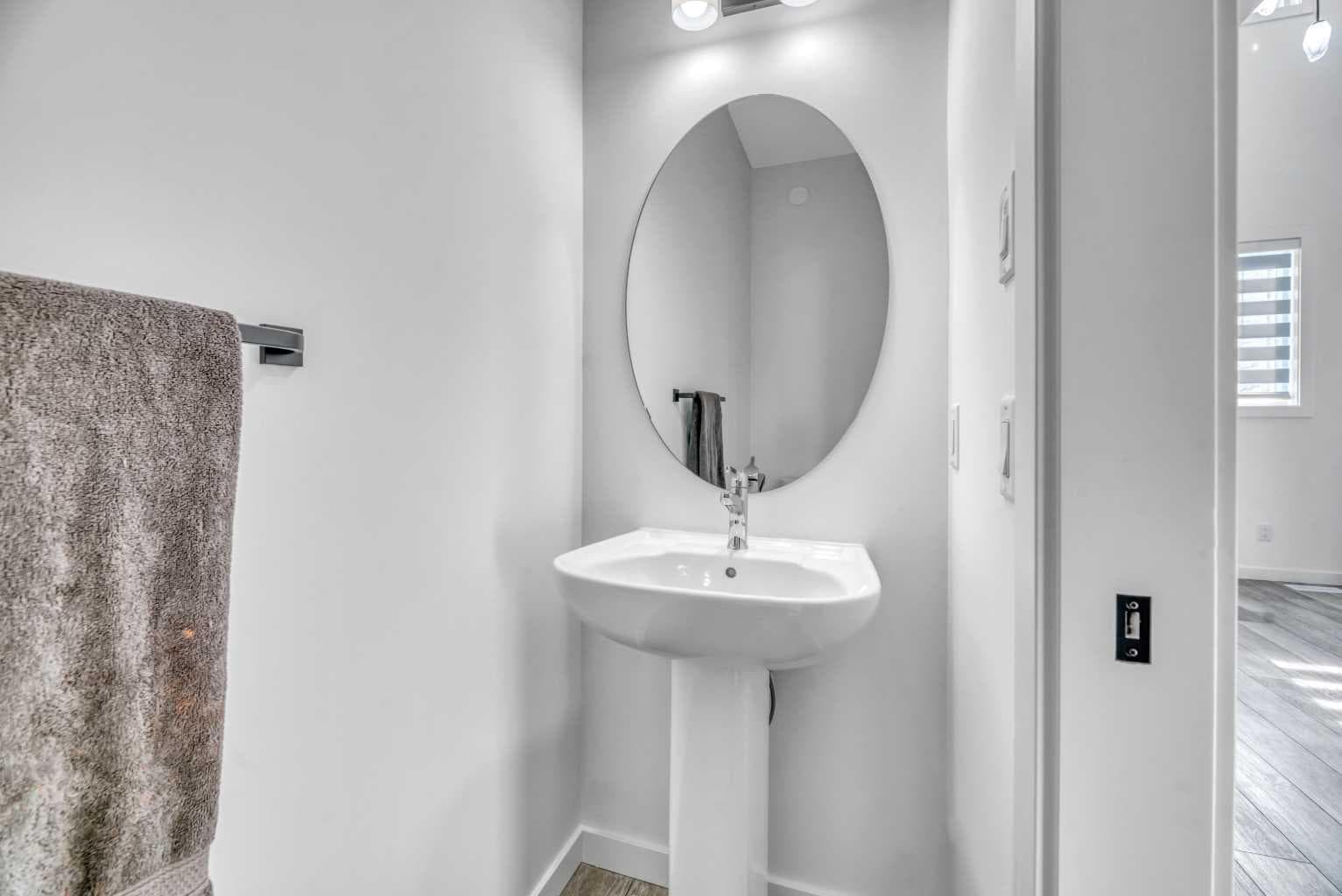 47 Legacy Glen Heights SE