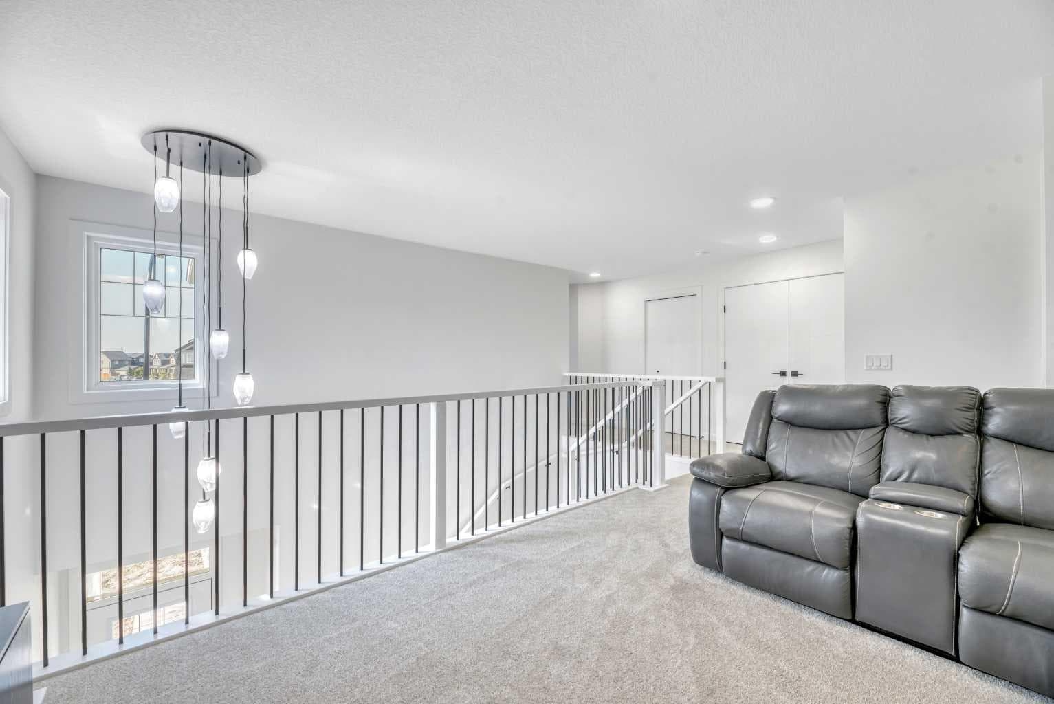 47 Legacy Glen Heights SE