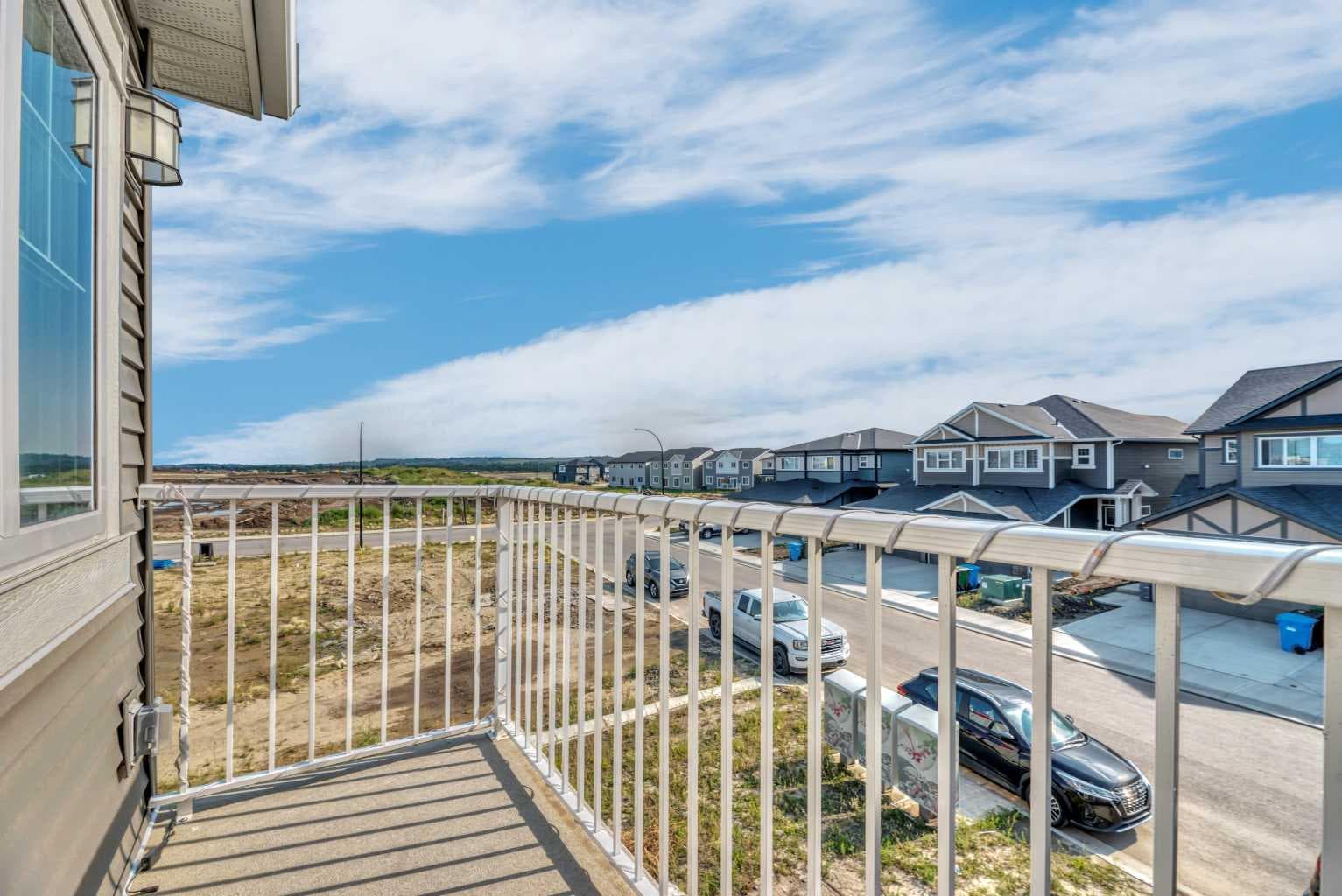 47 Legacy Glen Heights SE