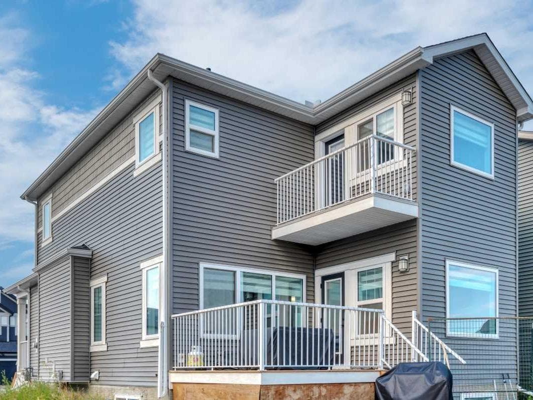 47 Legacy Glen Heights SE