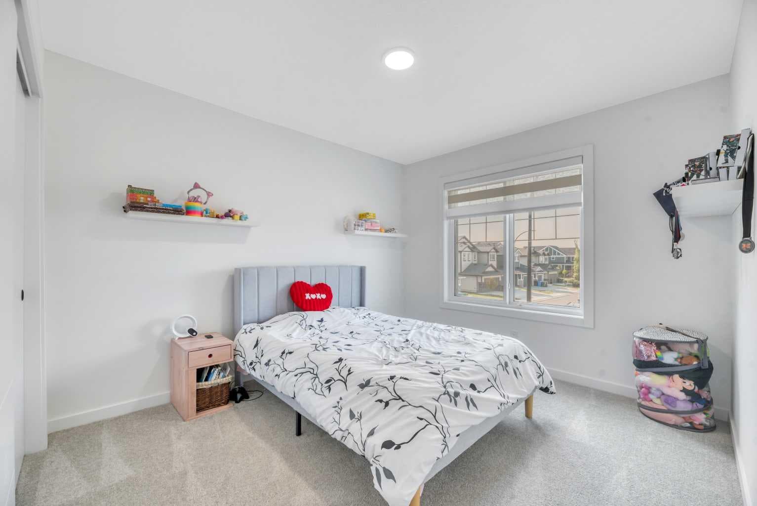 47 Legacy Glen Heights SE