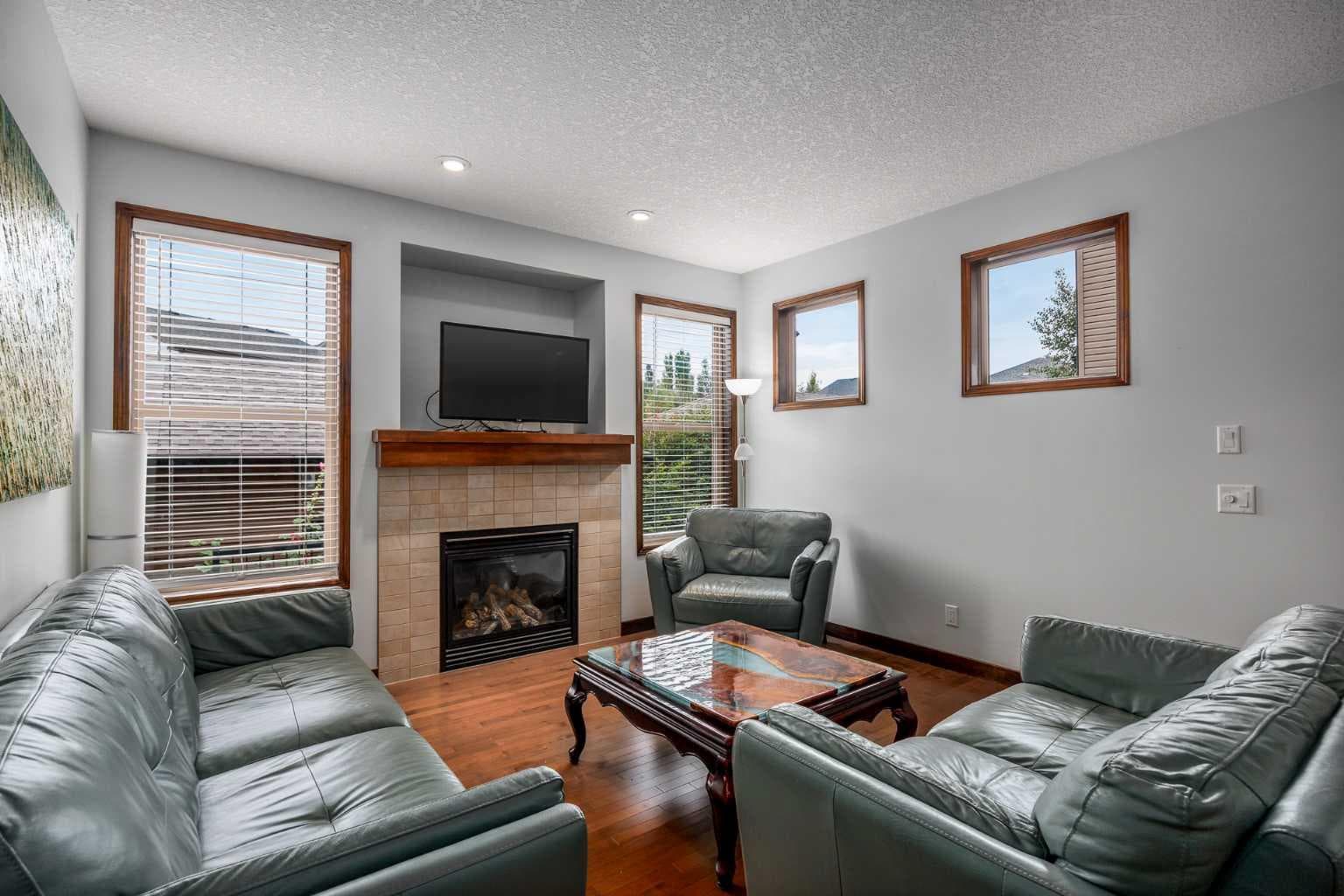 262 Chaparral Valley Drive SE