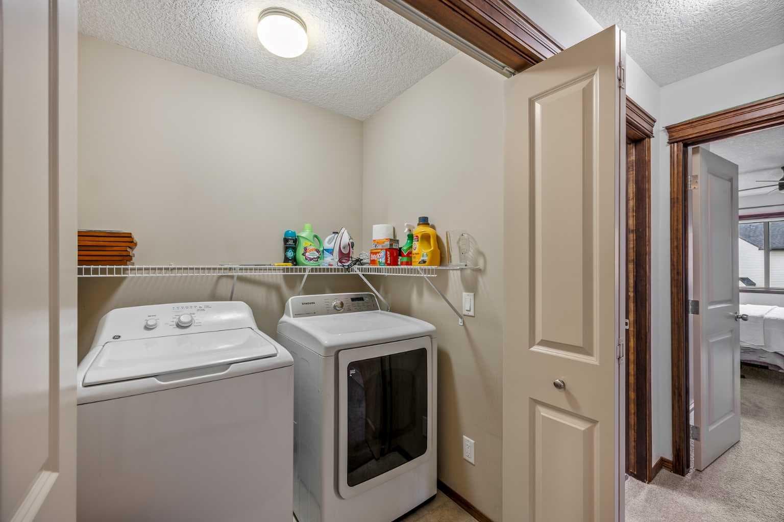 262 Chaparral Valley Drive SE