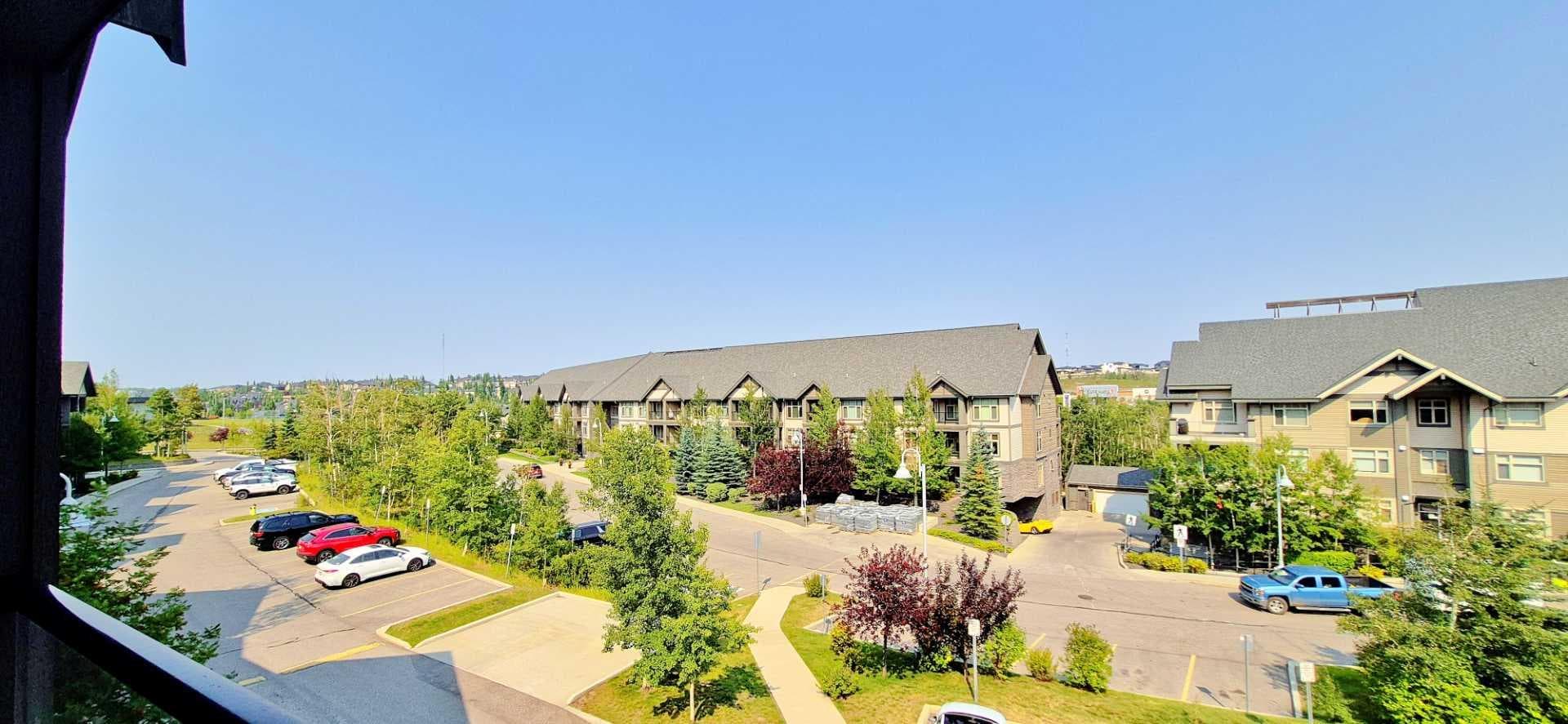 206, 15 ASPENMONT Heights SW