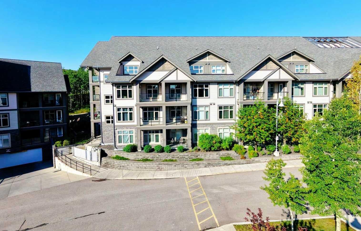 206, 15 ASPENMONT Heights SW